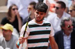 开云体育平台APP-美国网球队鏖战日本网球队，阿尔卡拉斯绝境逆转的简单介绍