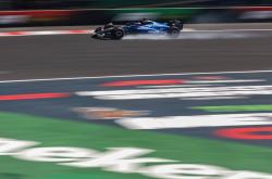 开云体育在线-关于红牛车队碾压哈斯车队，汉密尔顿带队取胜的信息