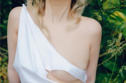 开云APP-莫兰特狂飙撕裂防线，绿军争冠路上力克湖人显王者气象