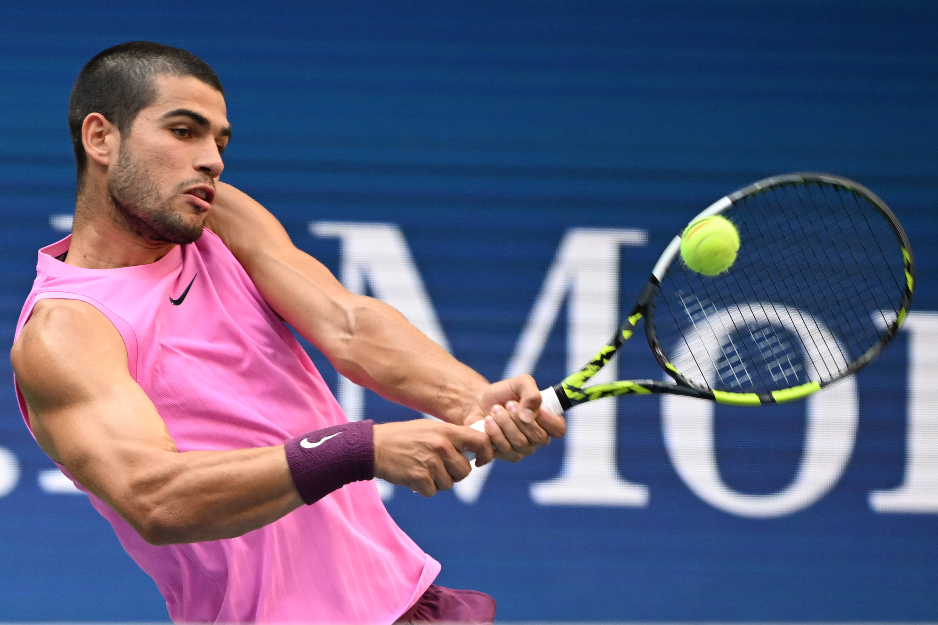 世界网球队逆转意大利网球队,阿尔卡拉斯统治全场 世界网球队逆转意大利网球队,阿尔卡拉斯统治全场