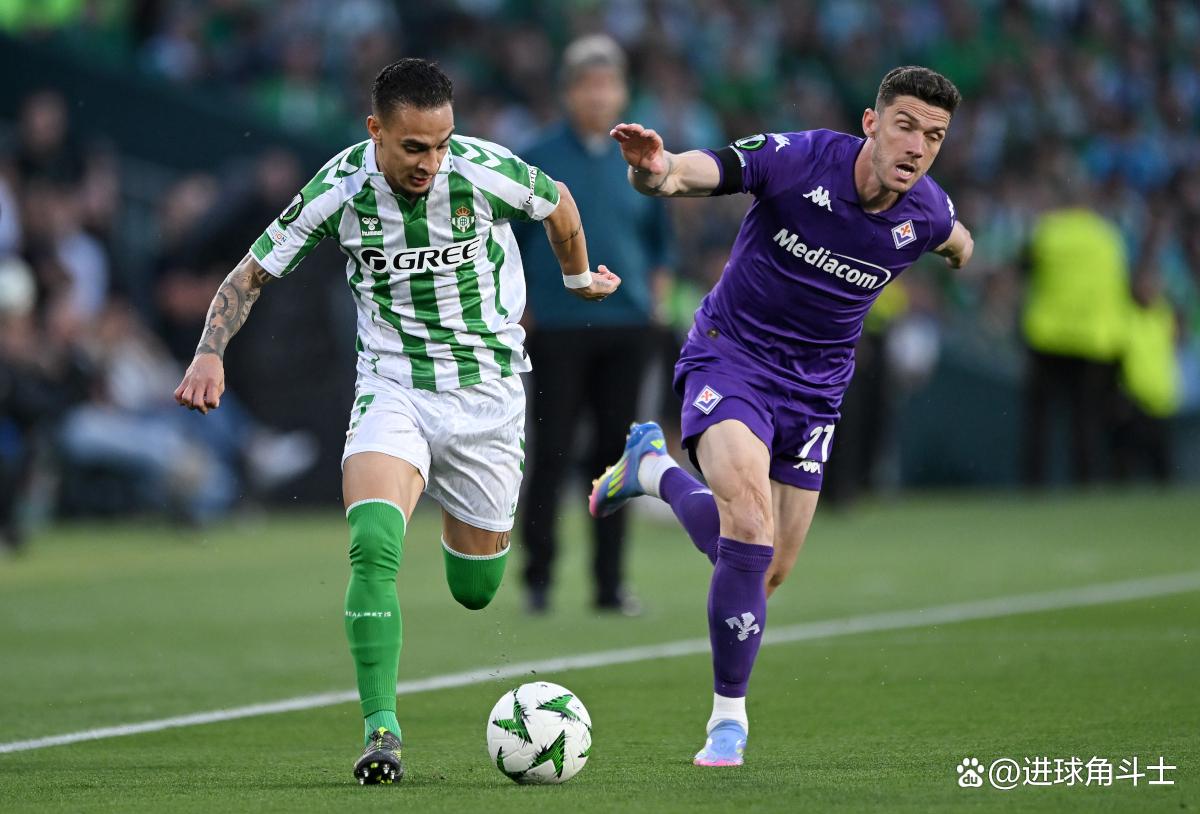 关于佛罗伦萨后防表现稳固，守住三分关键胜利的信息