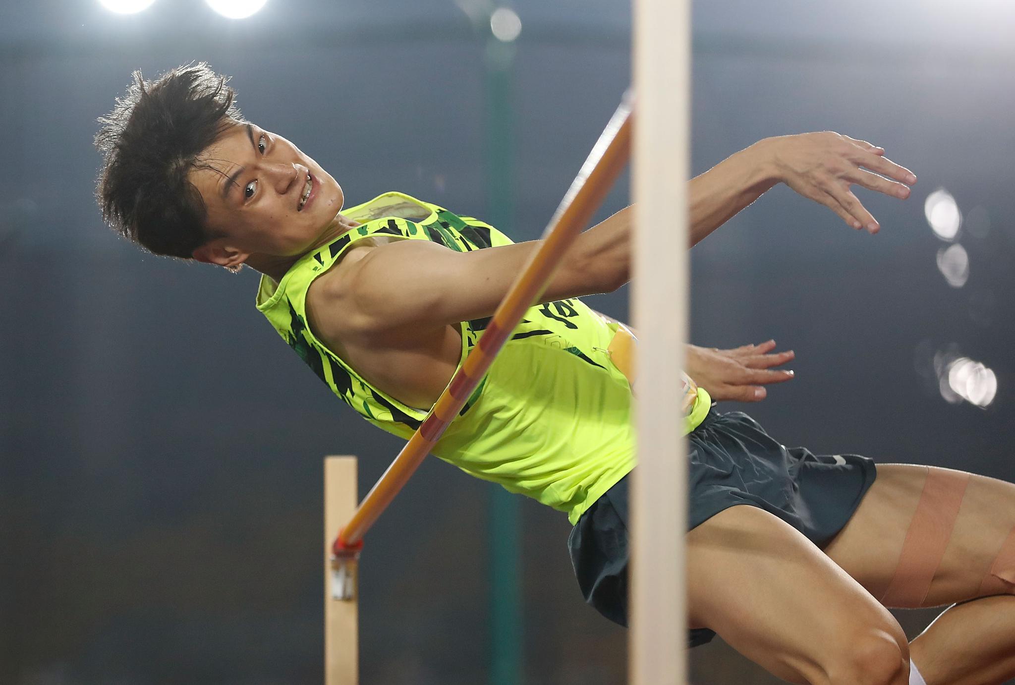 包含时刻领先:男子跳高比赛惊艳登场的词条 包含时刻领先:男子跳高比赛惊艳登场的词条