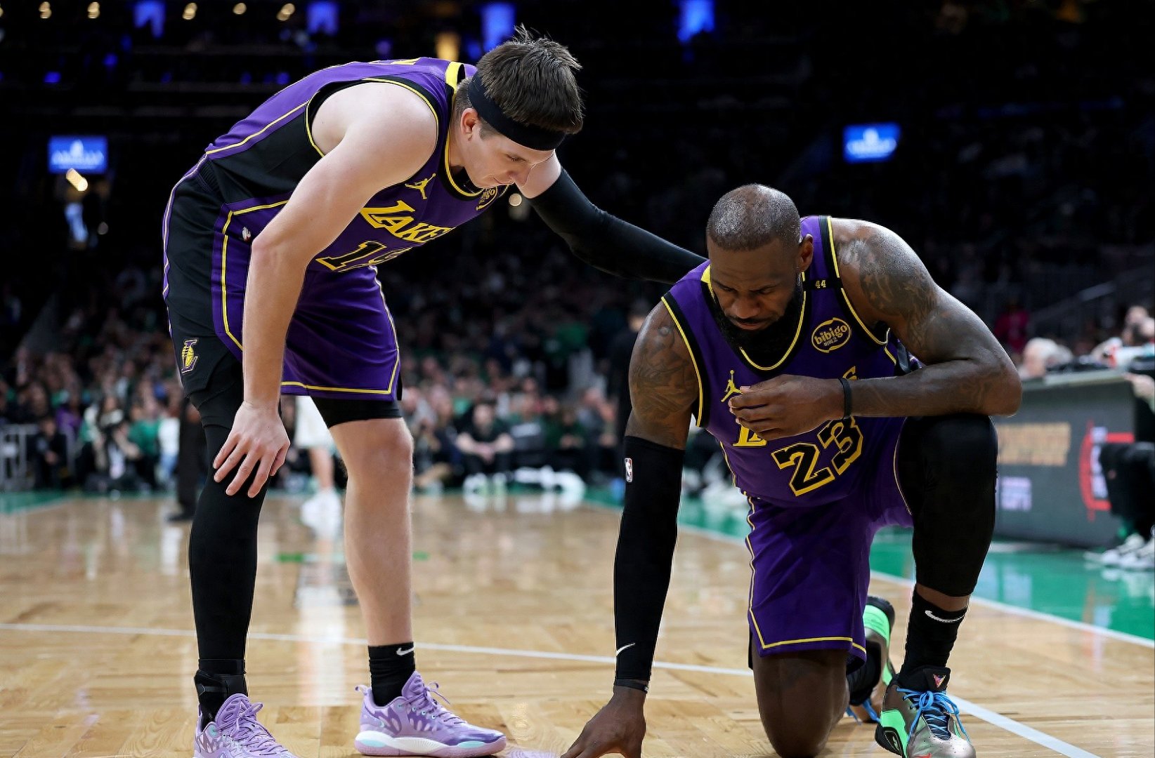 詹姆斯独得分,湖人击败鹈鹕的简单介绍 詹姆斯独得分,湖人击败鹈鹕的简单介绍