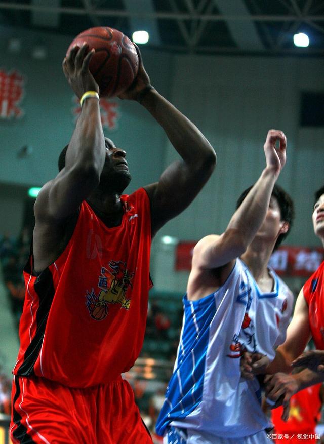 脱颖而出广东队逼平广东野兽队