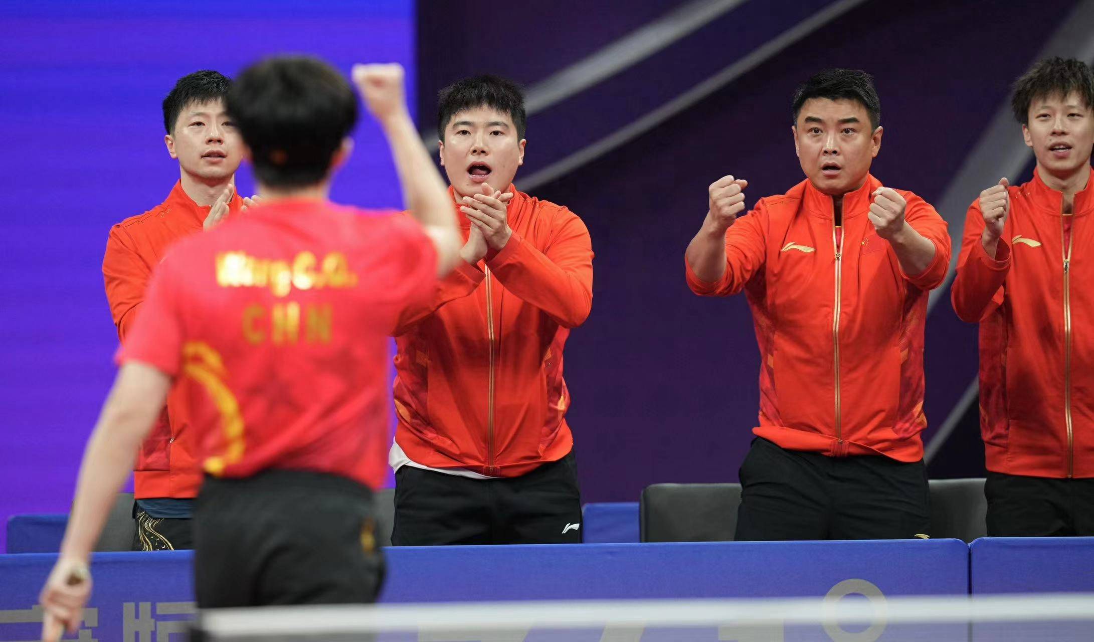 包含英国乒乓球队险胜韩国乒乓球队，水谷隼统治全场的词条