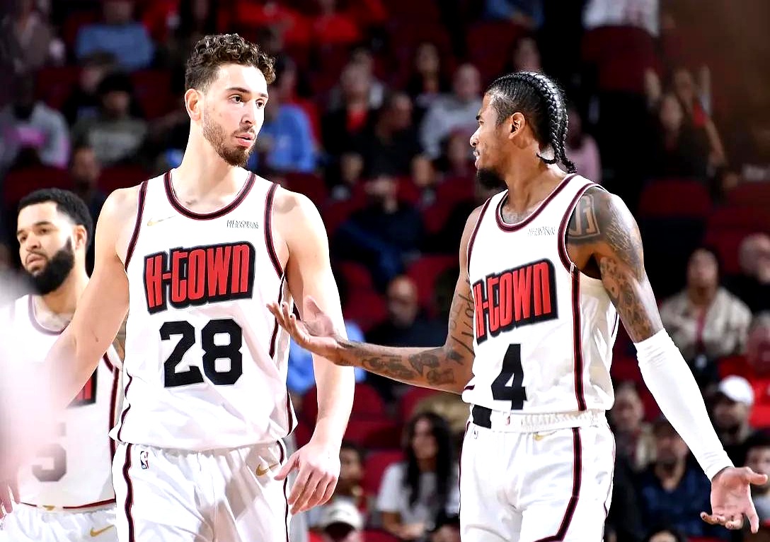 包含火箭横扫76人，麦科勒姆关键制胜的词条