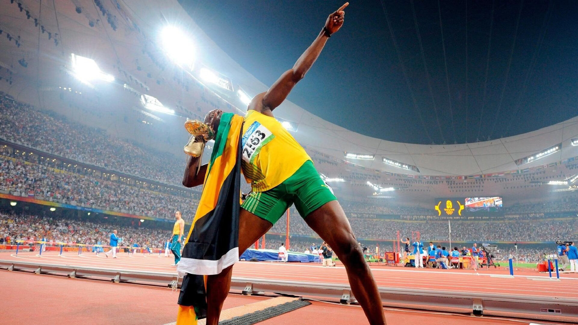 范弗利特接管世界排名之战，北京队鏖战骑士诠释篮球唯一性