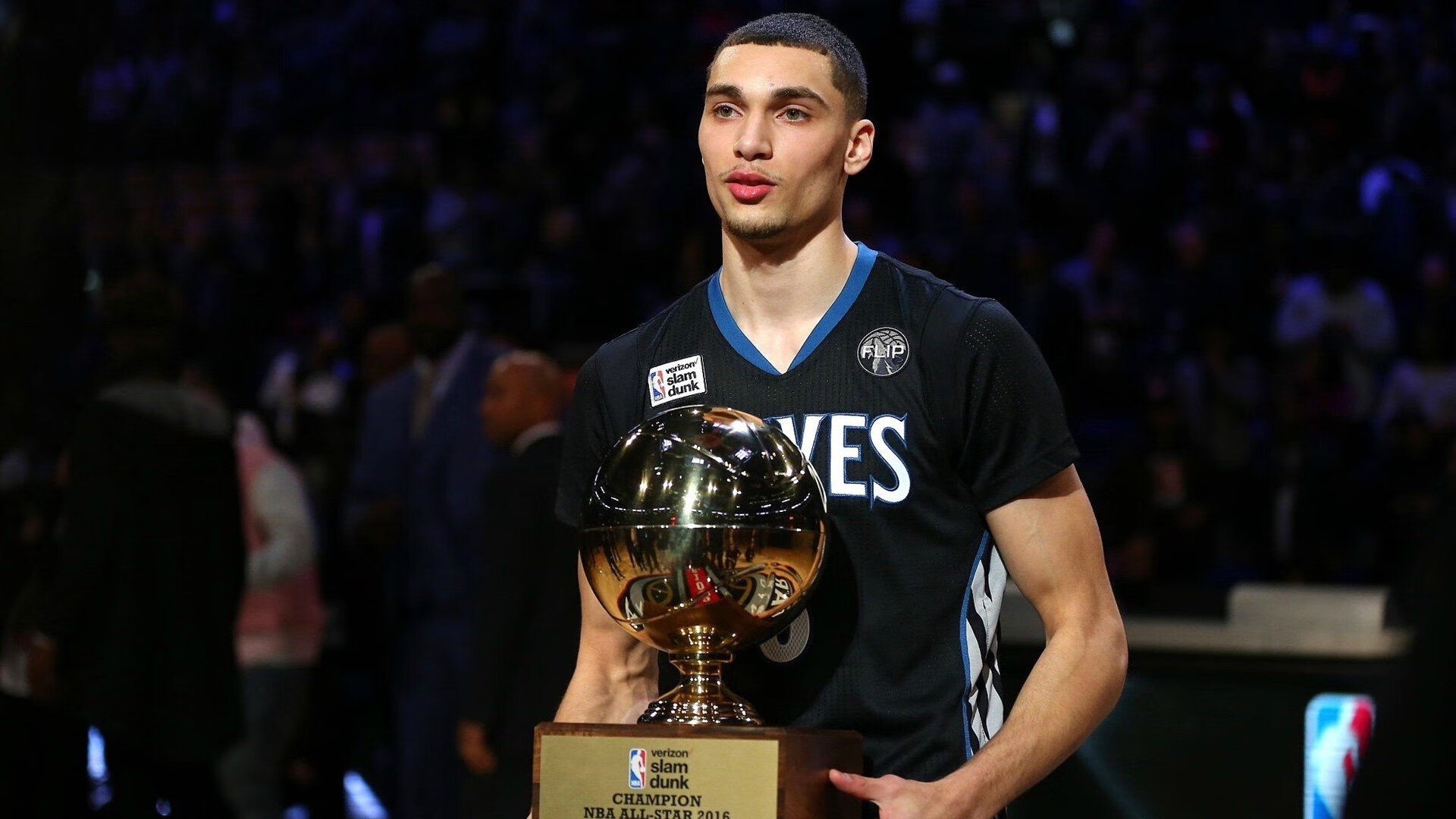 阿克爆发！新西兰火力全开压制爱尔兰，诠释橄榄球运动的唯一性魅力