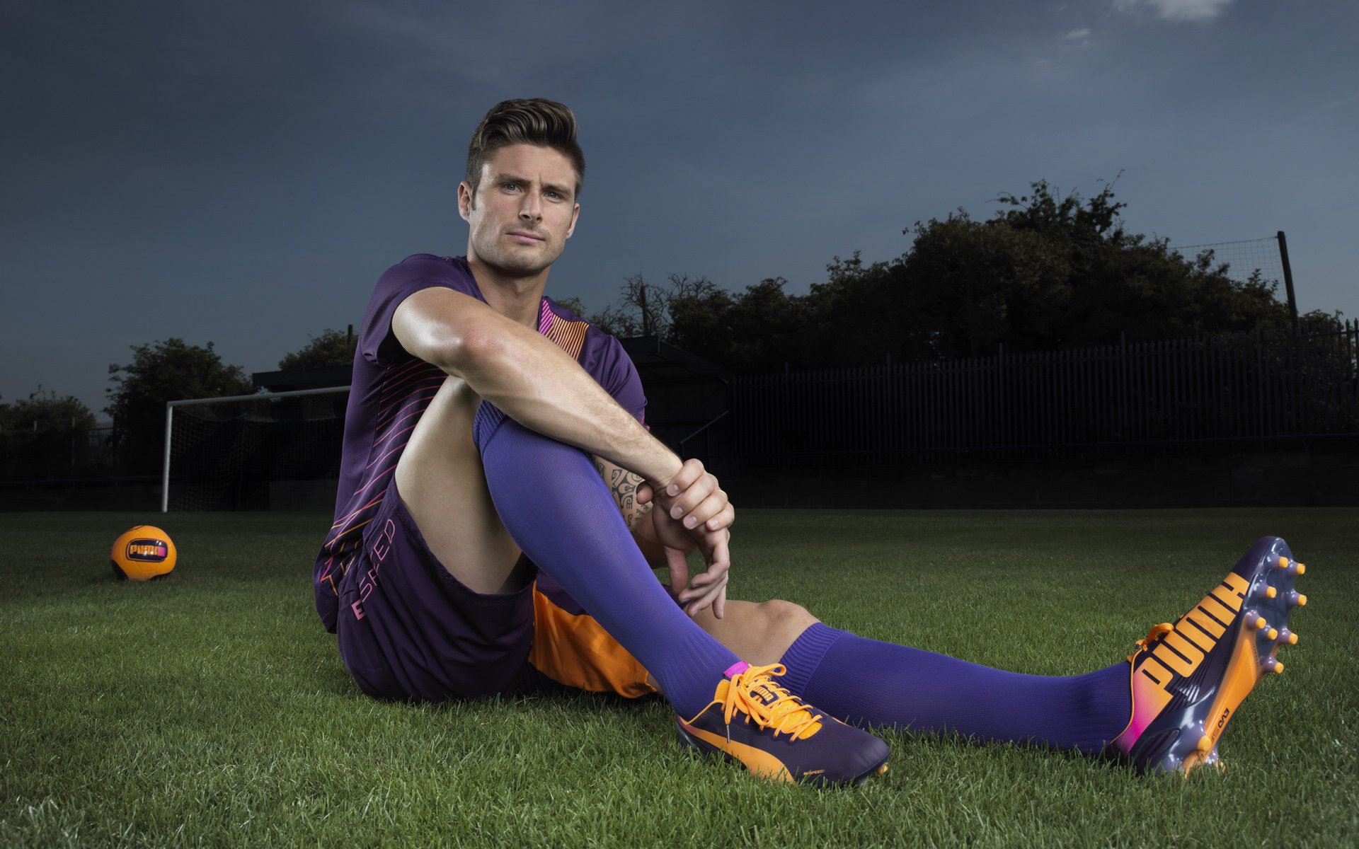 新王登基之夜，英格拉姆破纪录闪耀，开拓者力克篮网背后的时代隐喻