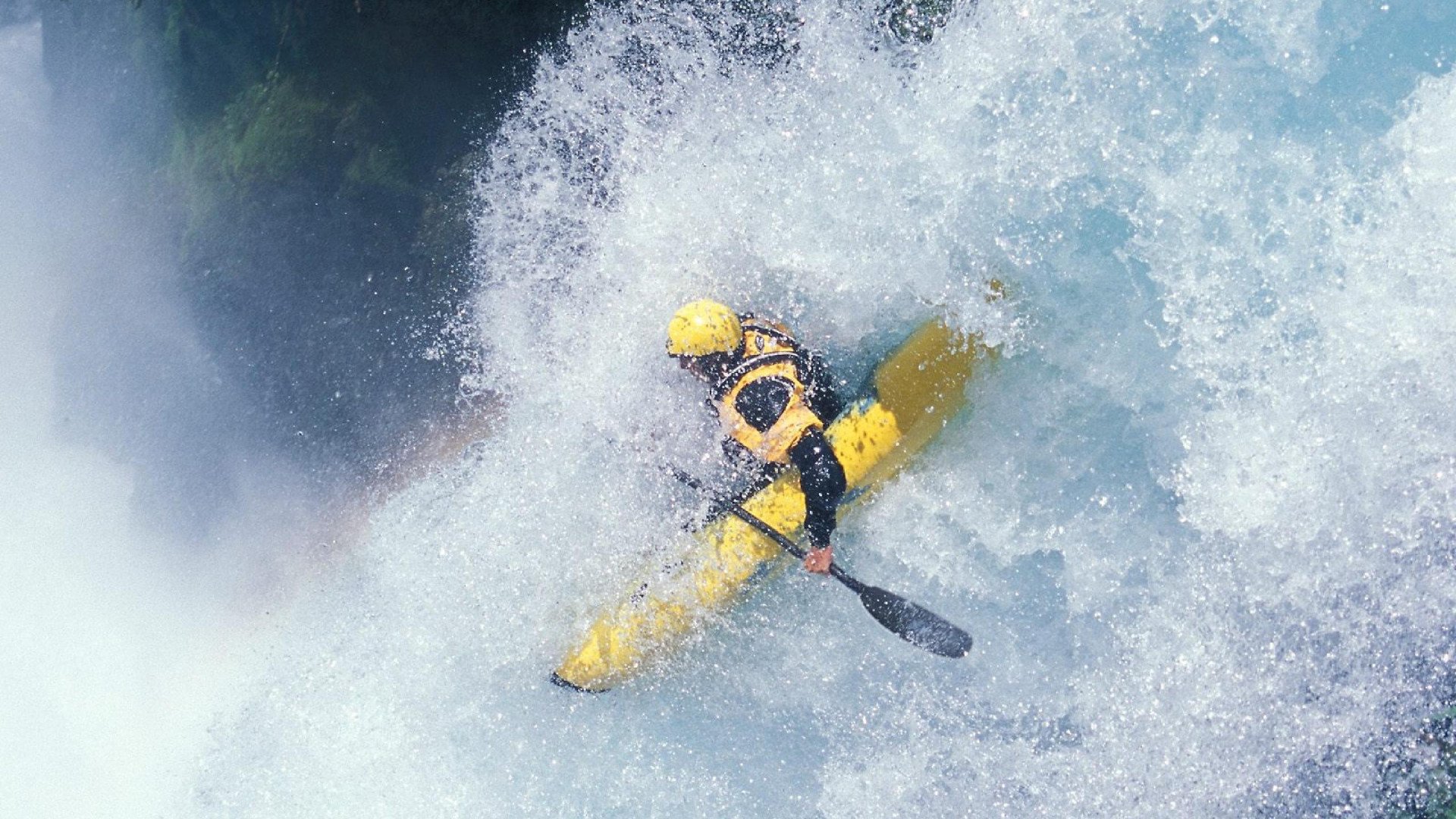 当碾压成为背景板，马龙扛起的不只是一支球队
